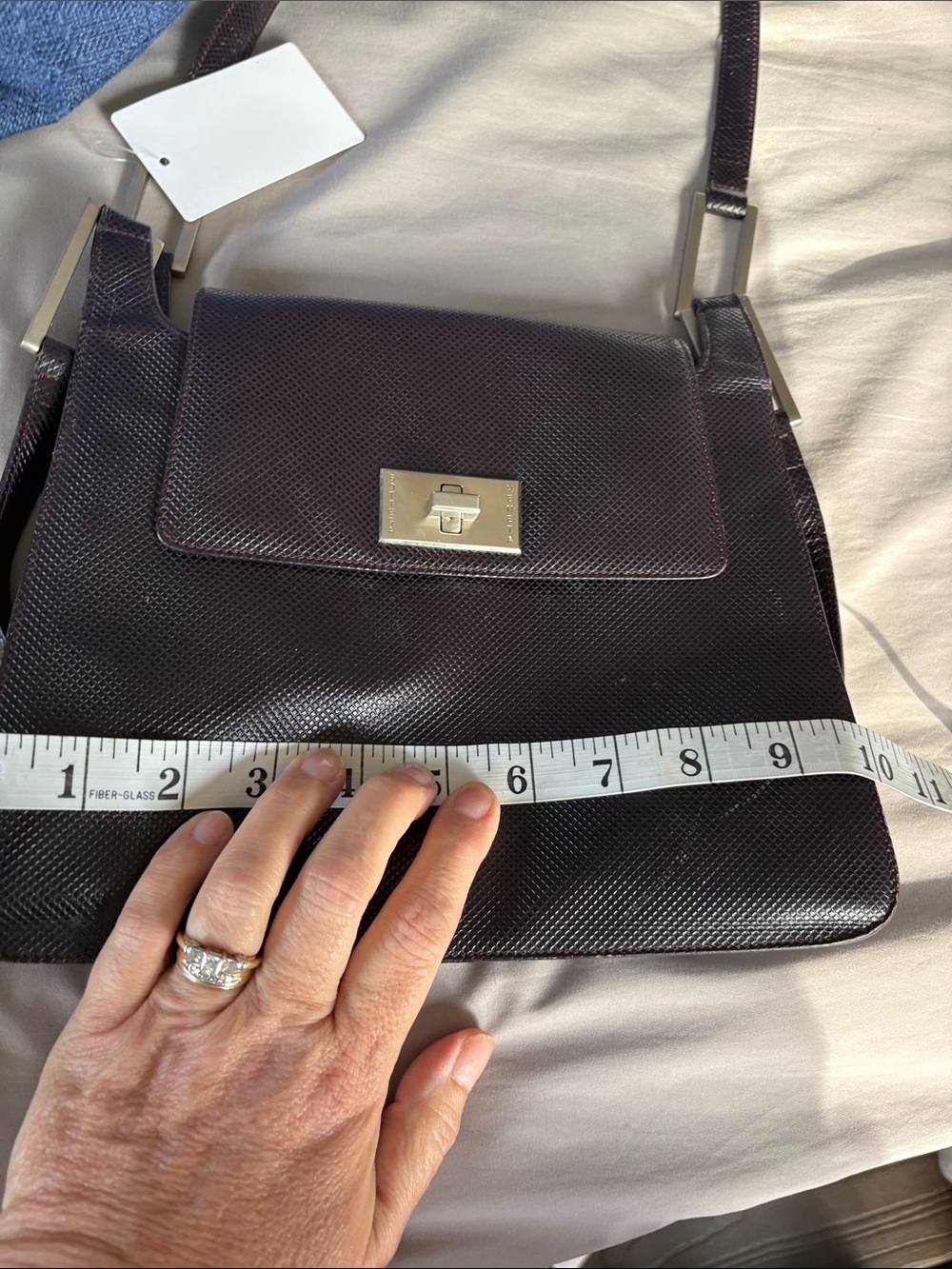 RARE VTG Bottega Veneta Plum Color Leather Shoulder Bag Silver Hardware Turnlock - Picture 10 of 12